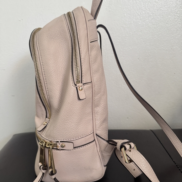 Michael Kors Rhea Zip Medium Leather Backpack - Soft Pink. - Picture 2 of 3